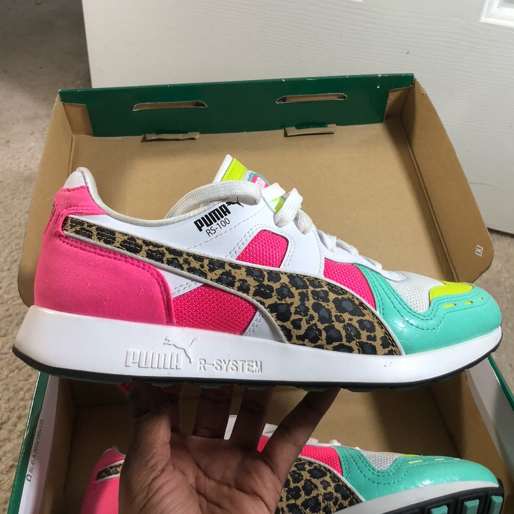 Kids 6Y Women’s 8 Puma Biscay Sneakers Pink Cheetah Print Green and White
